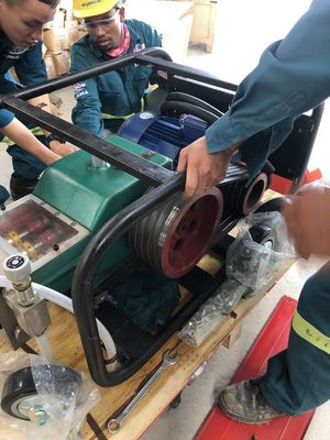 Mesin Uji Pompa Hidrolik 7.5kw 700bar Untuk Pengujian Tekanan Pipa Minyak